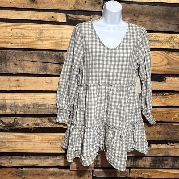 Hayden Los Angeles Smocked Cuff V Neck‎ Tiered Plaid Dress Size Medium NWT - Picture 5 of 11